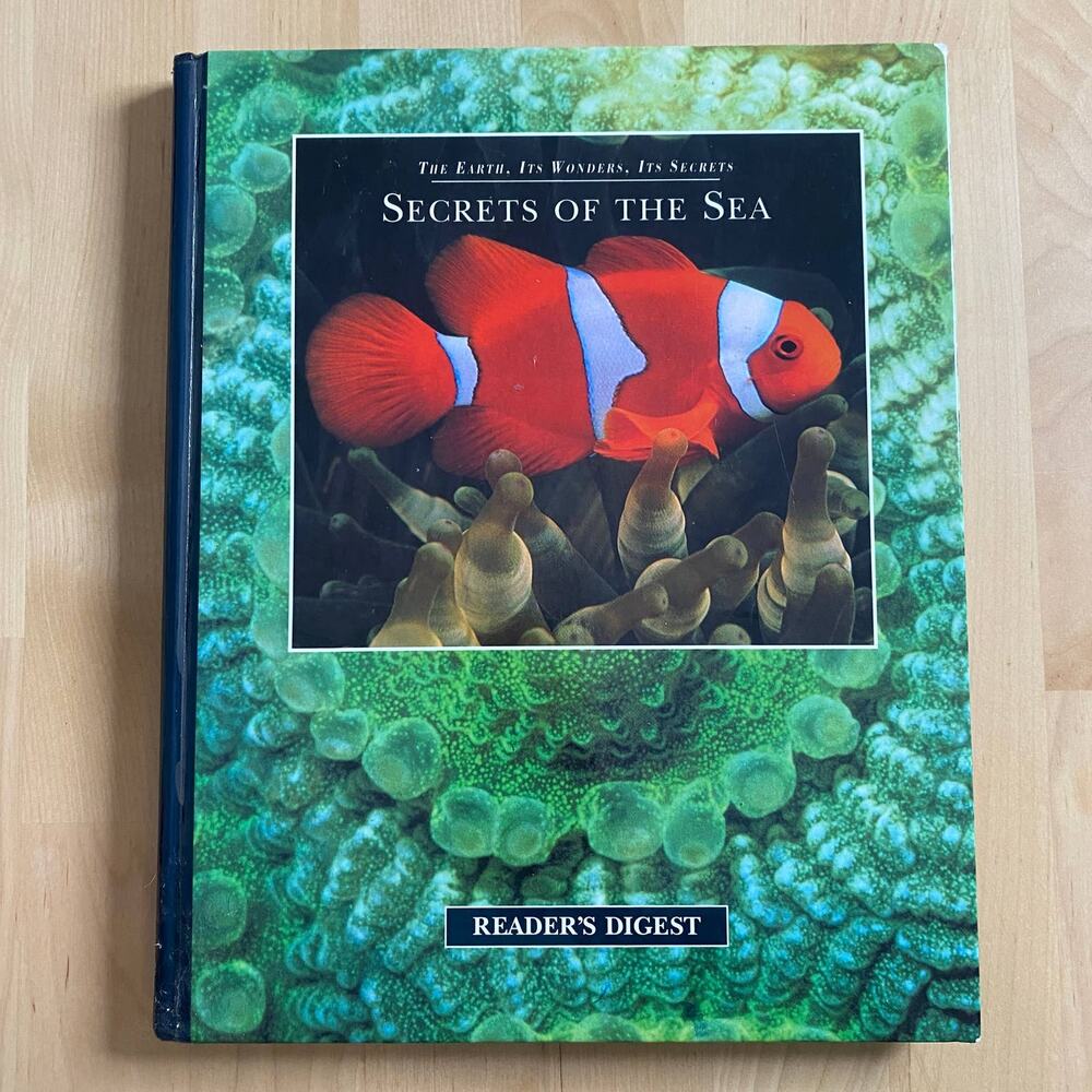 Vintage 1998 Reader's Digest Secrets of the Sea Hardback Book